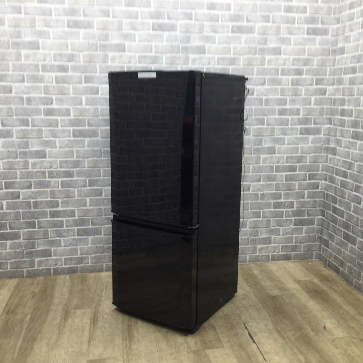 三菱電機 冷蔵庫 2ドア 146L 右開き ブラック MR-P15Z-B1 2016年製