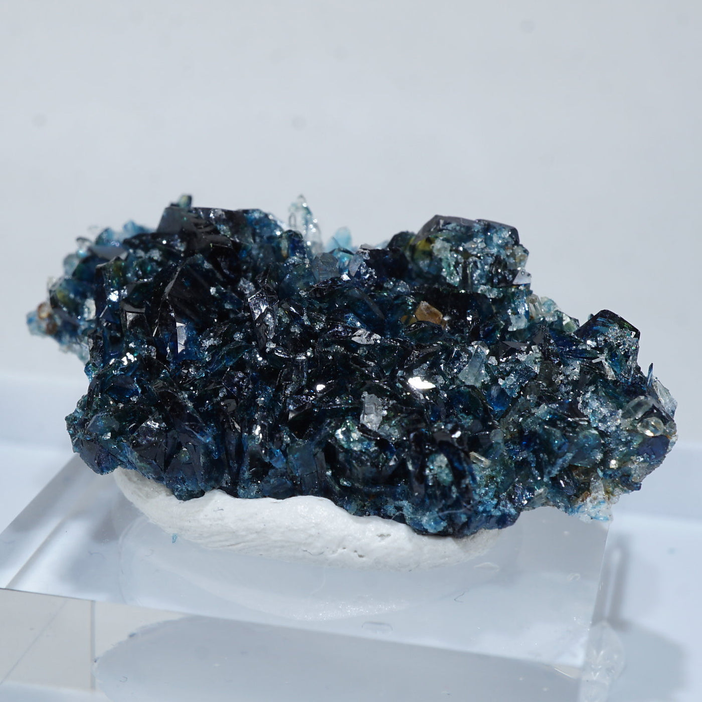 カナダ Yukon準州産 ラズライト(天藍石) – 天然石ハッピーギフト