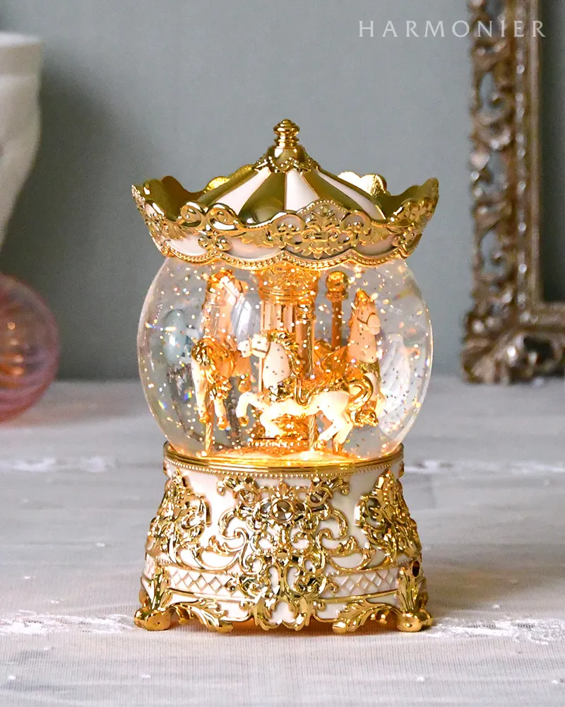 リキッドLEDスノードームカルーセル｜クリスマス雑貨の通販 ハルモニア