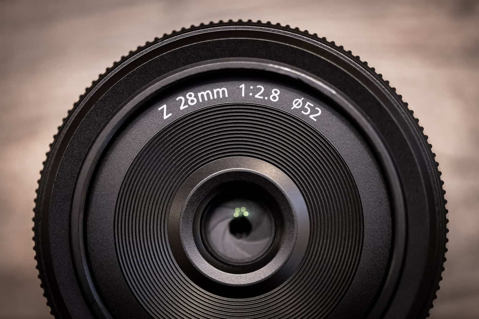 Nikon Z 28mm f2.8 Hands-on Test & Review