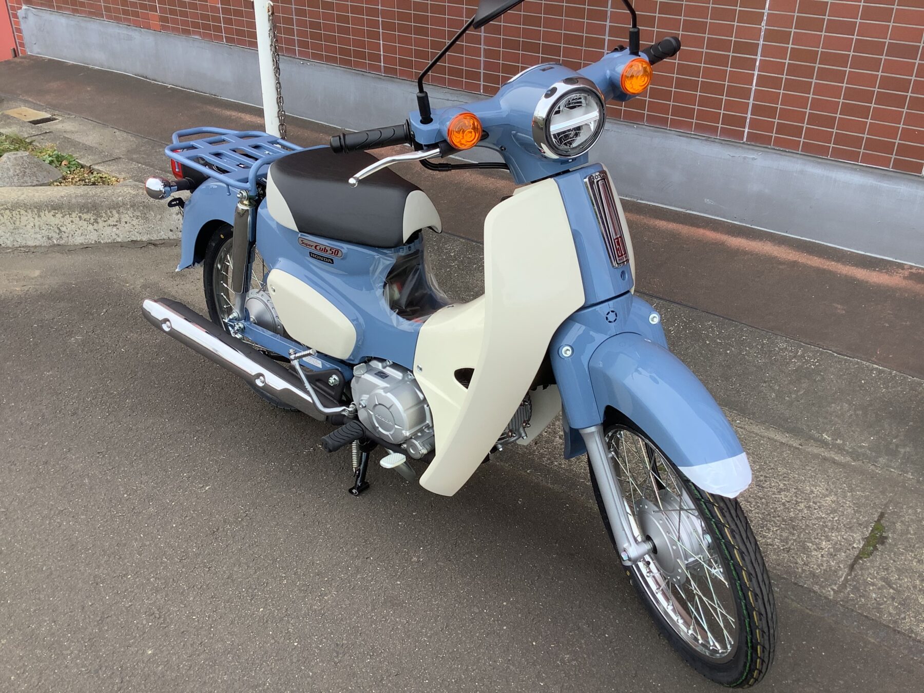 50ccカブのフィナーレを飾る【スーパーカブ50・Final Edition】展示中