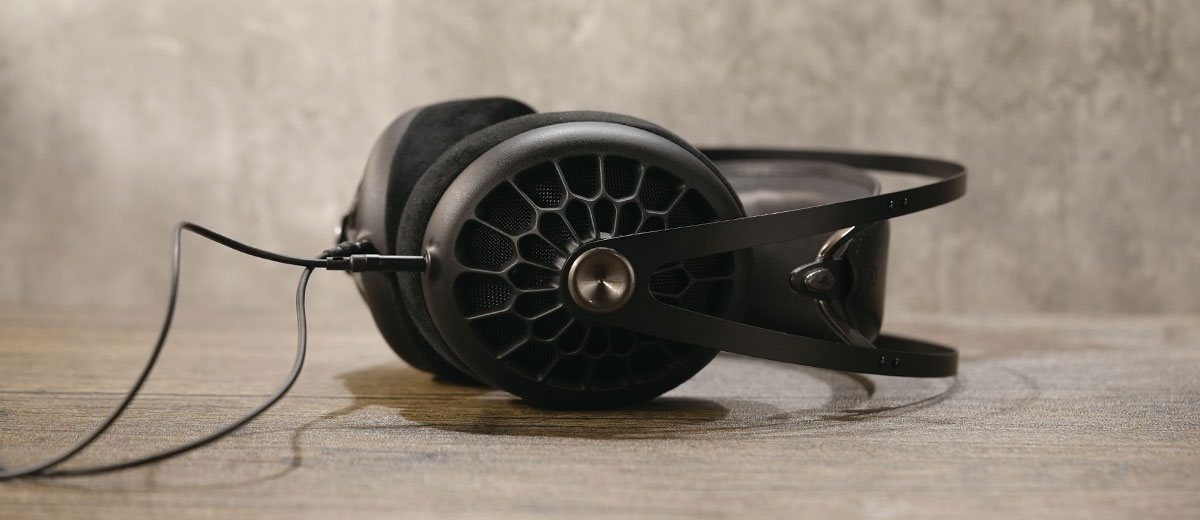 Meze Audio 105 AER Review — Headfonics