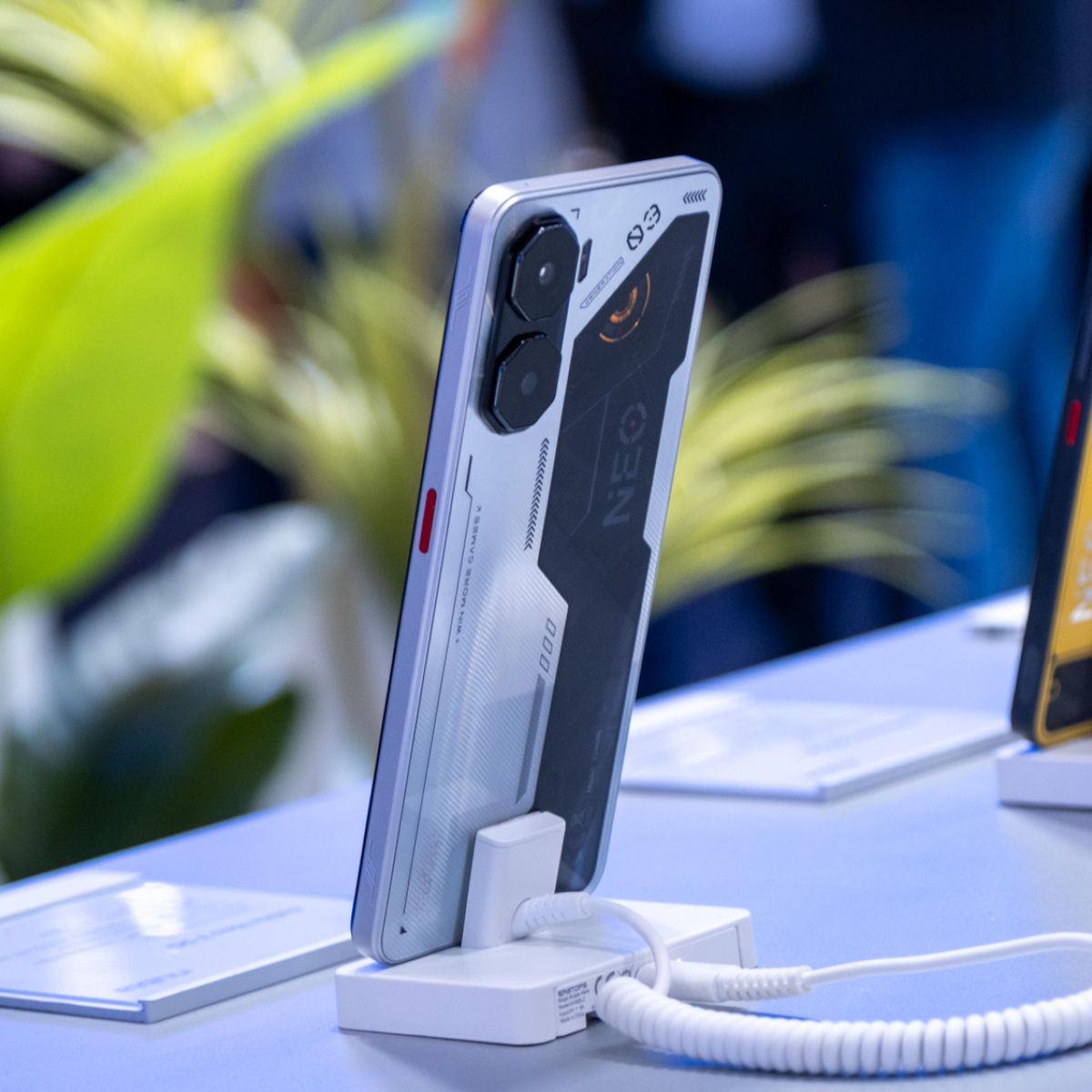 ZTE unveils Nubia Neo 3 series for gamers and Flip 2 foldable at