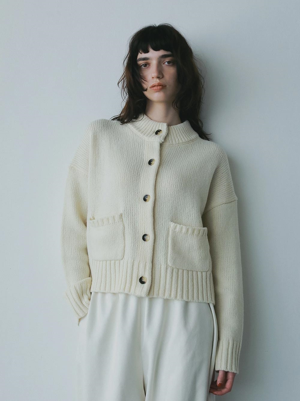 コンパクトカーディガン | Knit | HER. Online Store