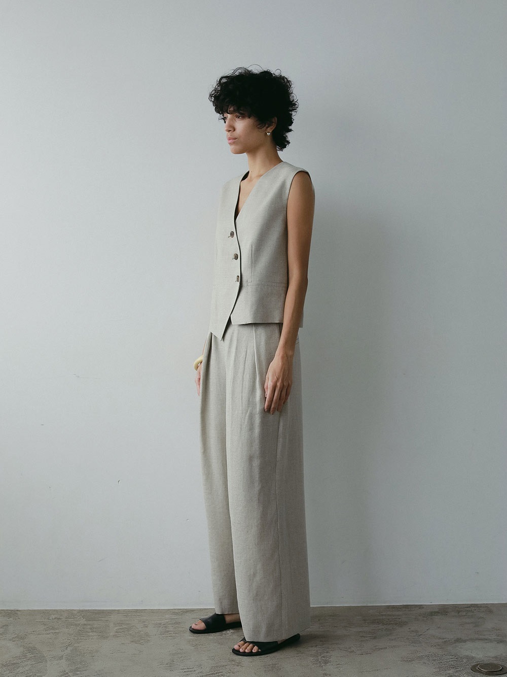 リネンライクパンツ | Pants | HER. Online Store