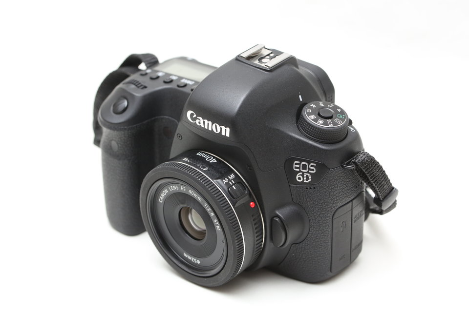 SONY E 16mm F2.8】APS-C用パンケーキレンズ。α5100にマッチするSONY