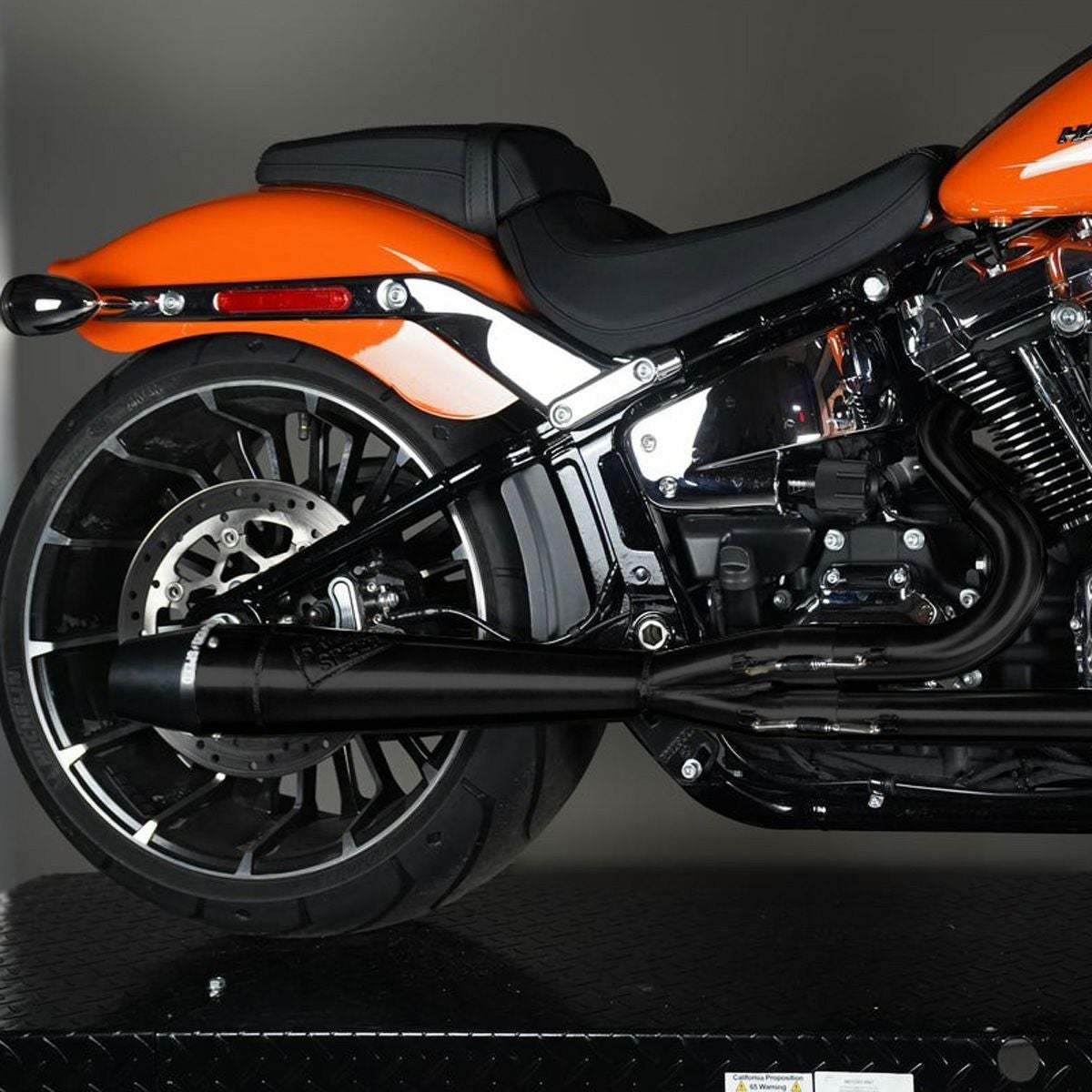 ブレイクアウト、ファットボーイ、FXDRS用 SAWICKI SPEED マフラー