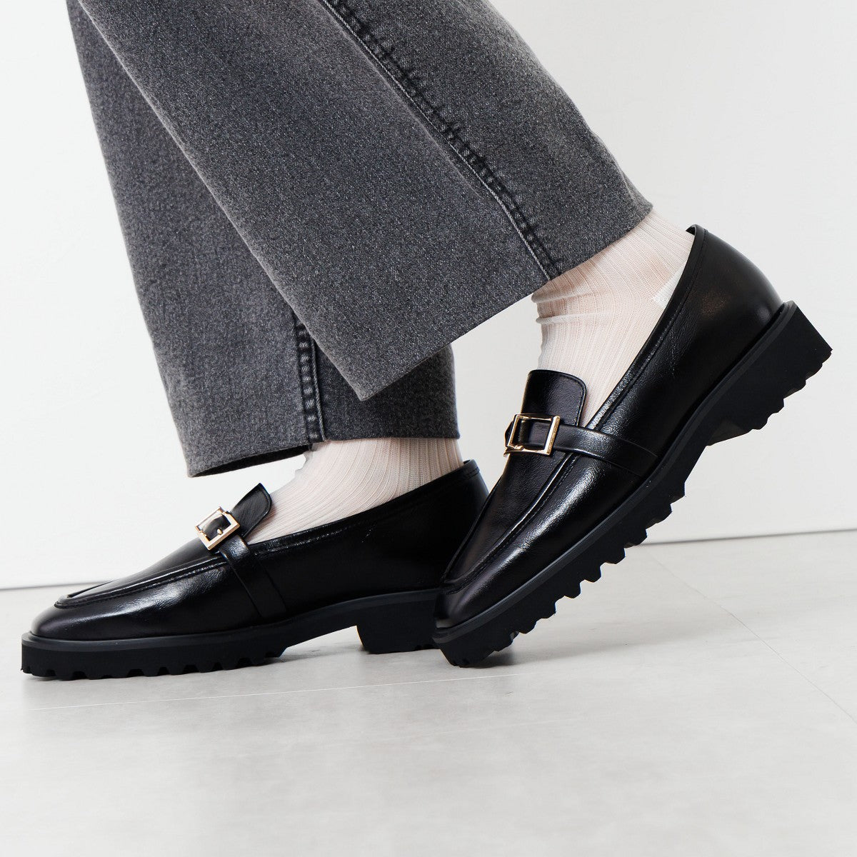 SALE】トラックソールスクエアバックルローファー/651321