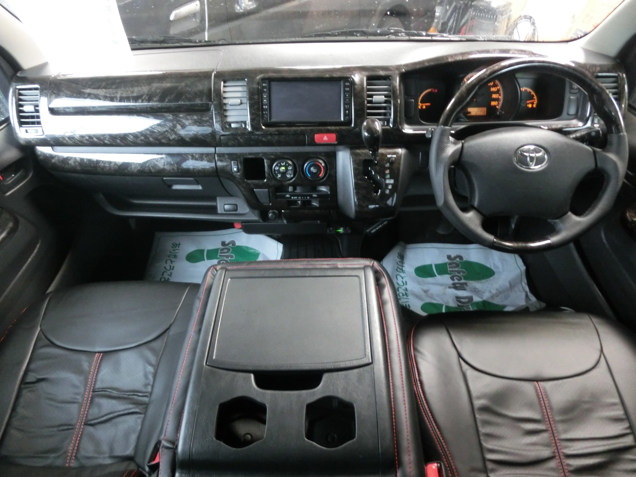 ハイエース200系 1型～3型標準専用インテリア3点KIT