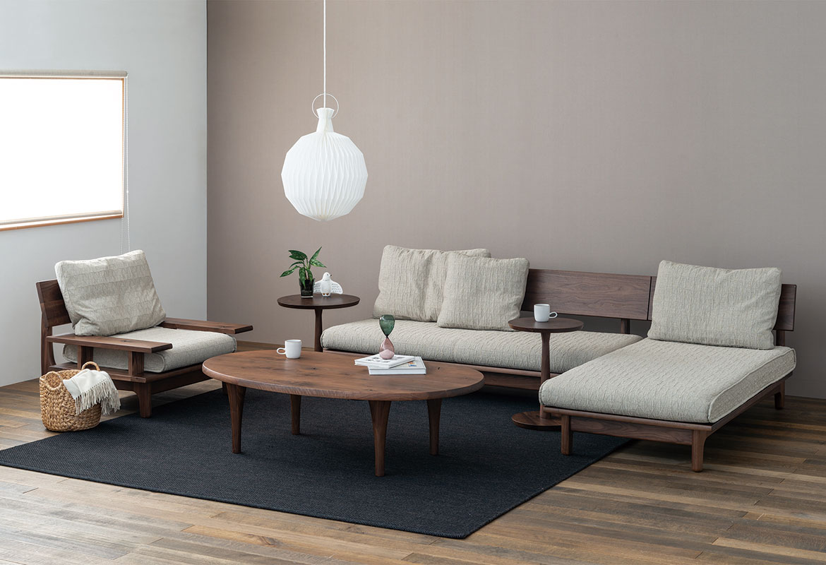 森のことば Walnut サイドテーブル | 飛騨産業株式会社【公式】 | 飛騨