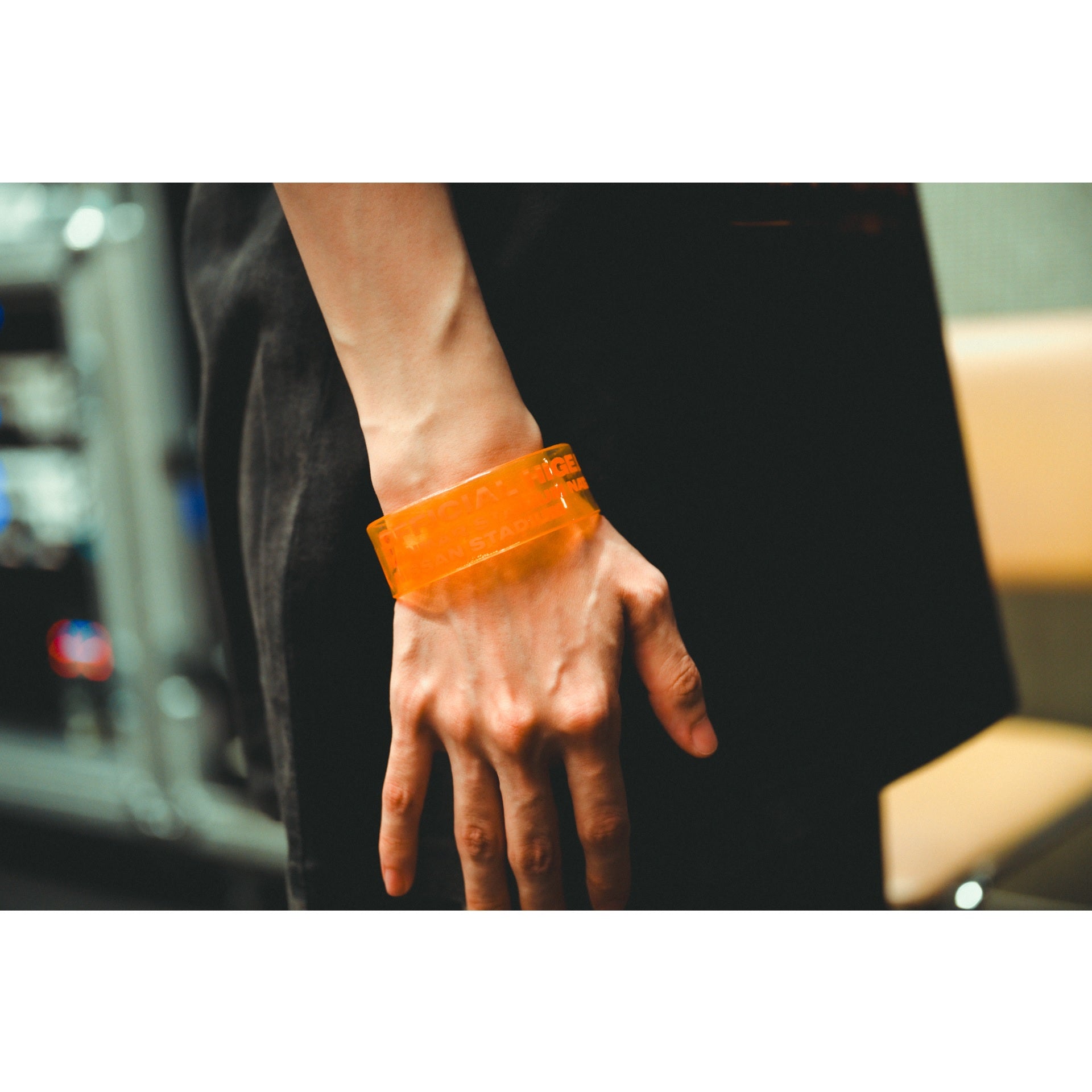 クリアバンド – Official髭男dism ONLINE STORE