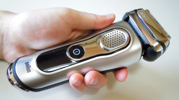 BRAUNシェーバー シリーズ9の性能比較表（「ハイブリッド5カット