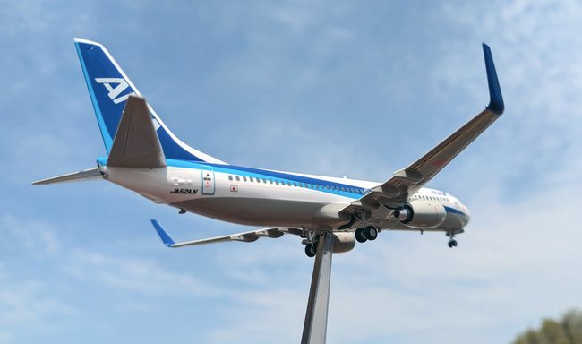 1/200「全日空 ボーイング737-800 トリトンブルー」完成写真 – 艦船