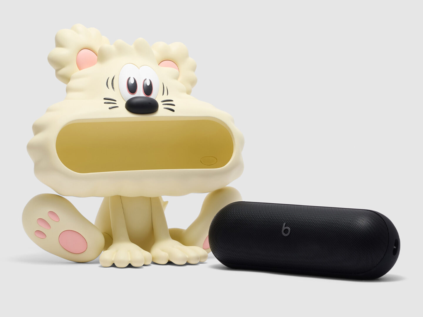 The “Vear” stand turns VERDY's Beats Pill into a collector's item