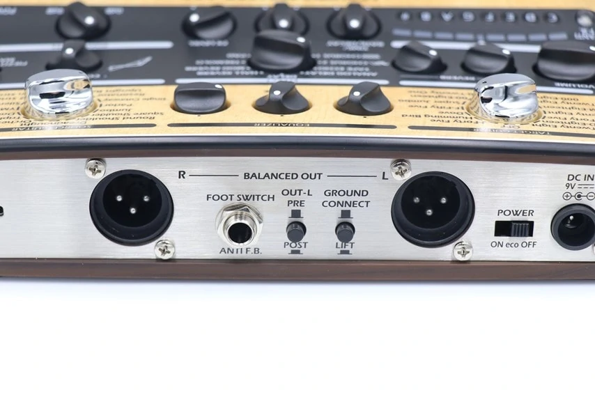 ZOOM AC-3 ACOUSTIC CREATORをレビュー。多彩なエフェクトが使える