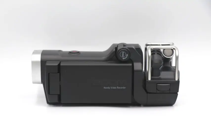 ZOOM Q8をレビュー。音楽向けの高音質なハンディビデオレコーダー