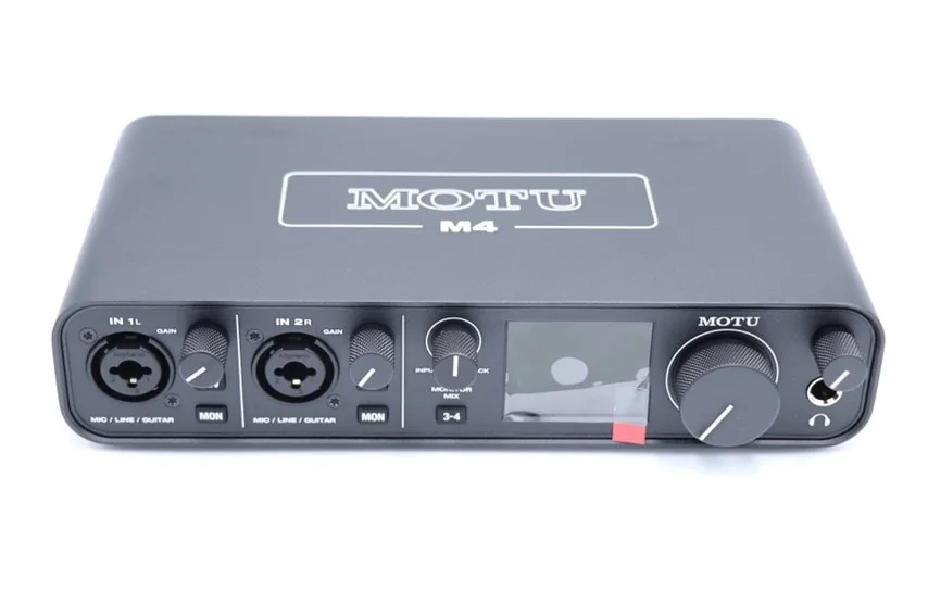 MOTU M4をレビュー。優れた音質で入出力端子も豊富なオーディオ