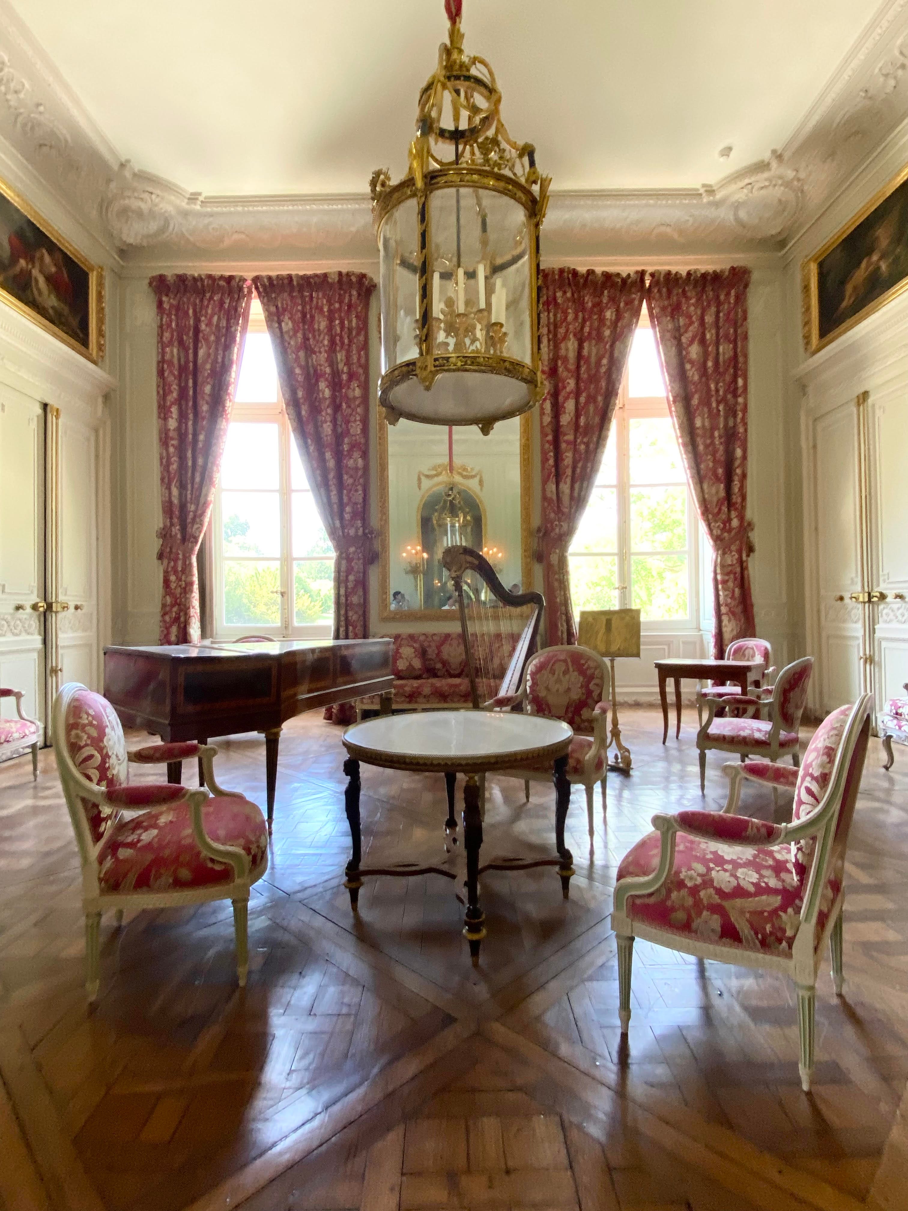 ヴェルサイユ発】マリー・アントワネットの2つの寝室にインテリア