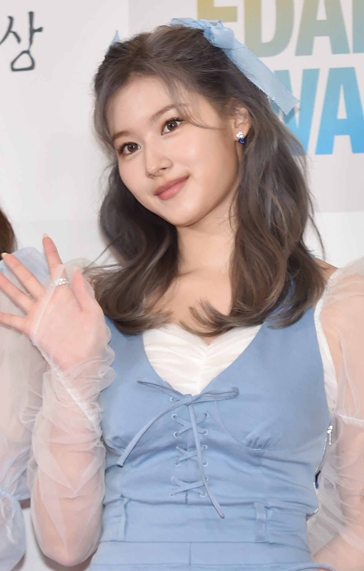 TWICE（トゥワイス）SANA（サナ）のキューティーセクシーに磨きかかる