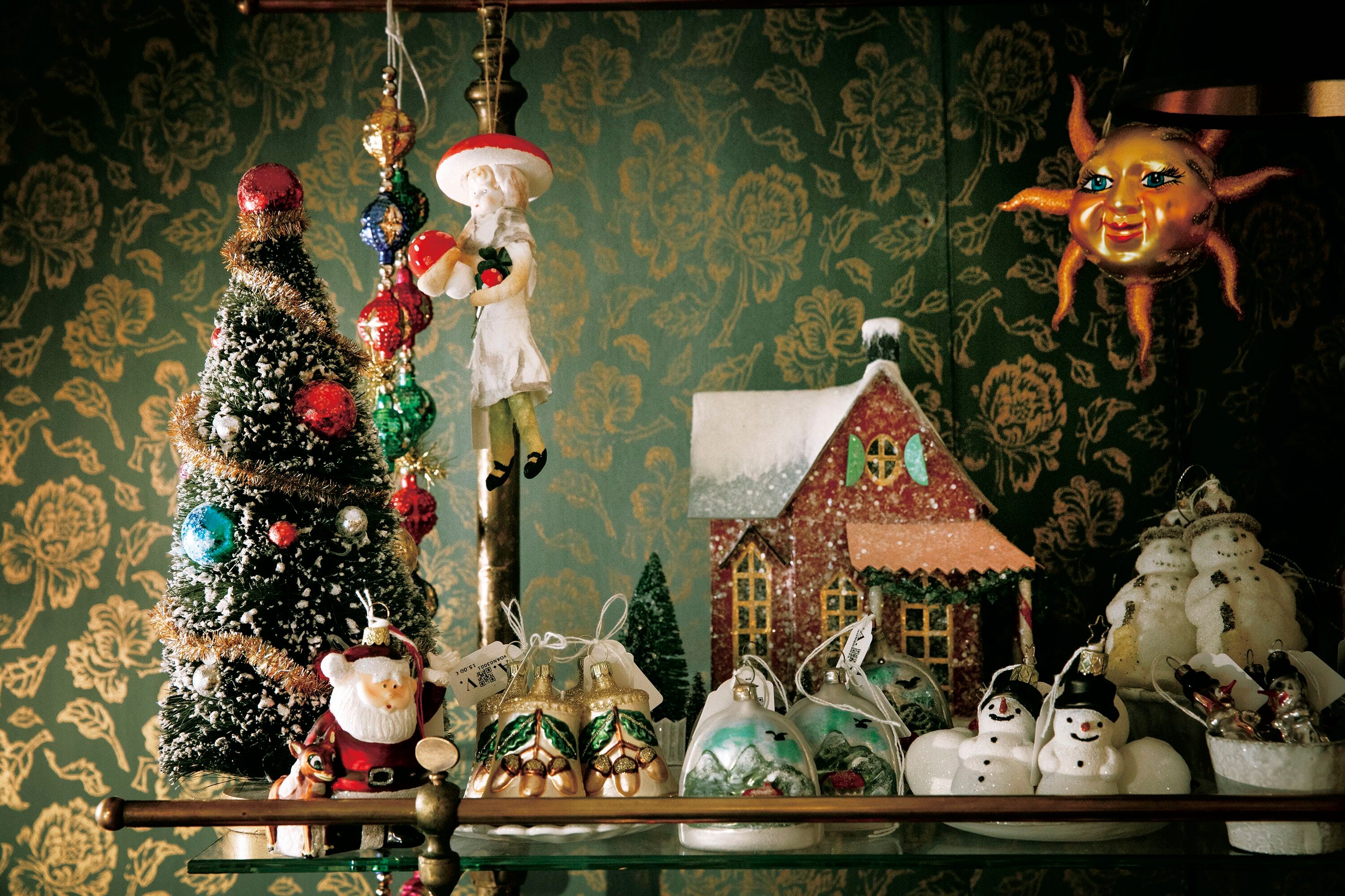 アスティエ・ド・ヴィラットのデザイナー、 2人が飾るクリスマスの時間