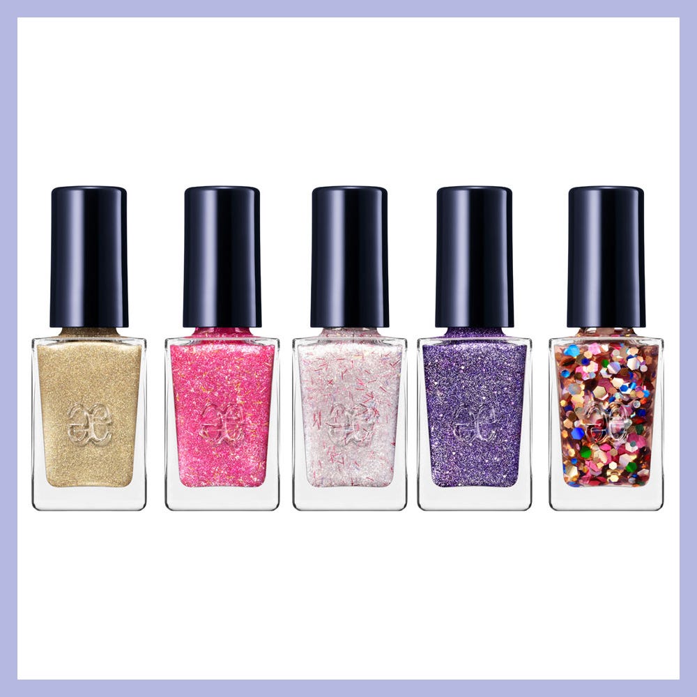 夏のネイルの参考に！シャネルなどデパコスからヴィーガンネイル