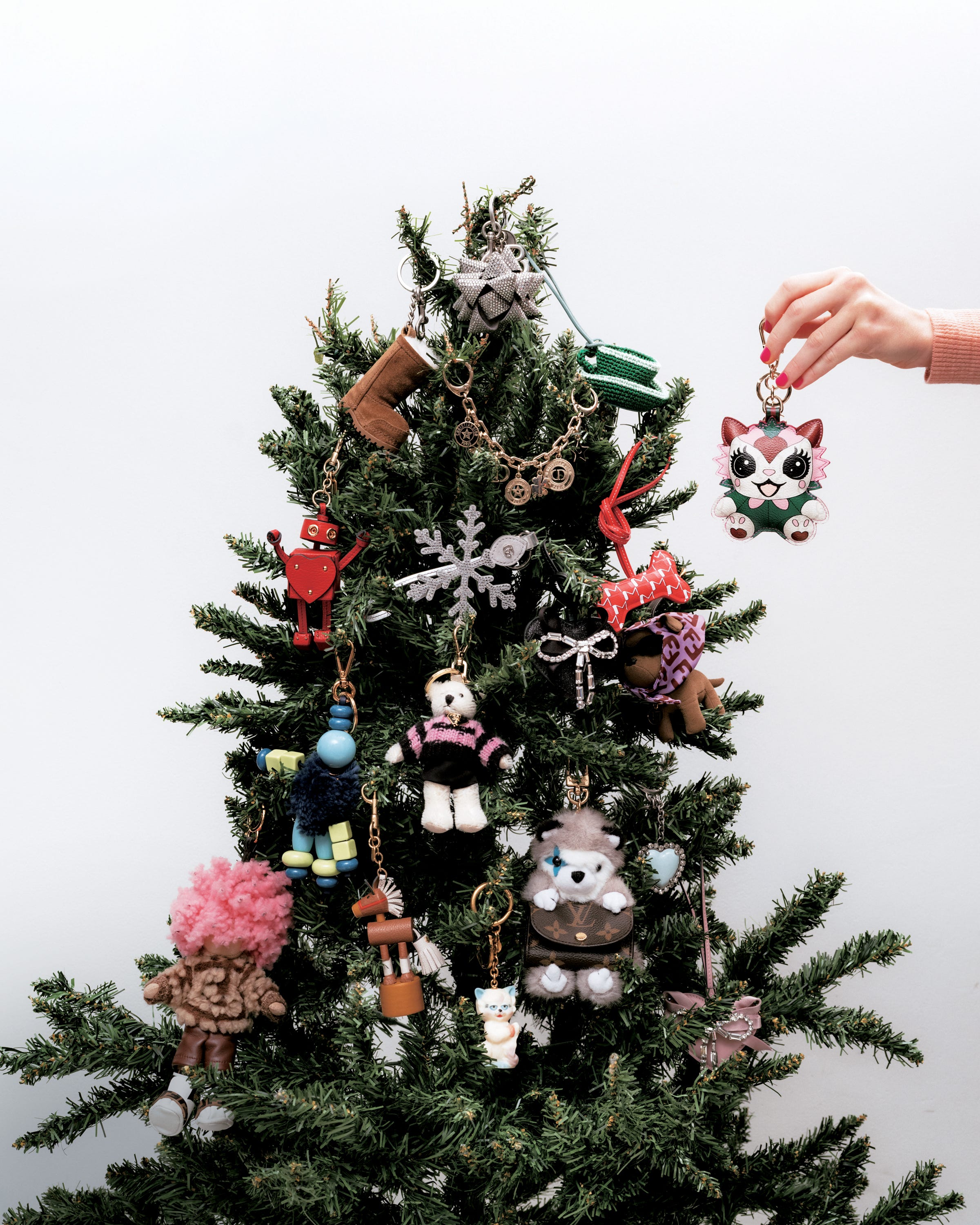 エルメスが提案する、心躍るクリスマスギフトの選び方｜ハーパーズ