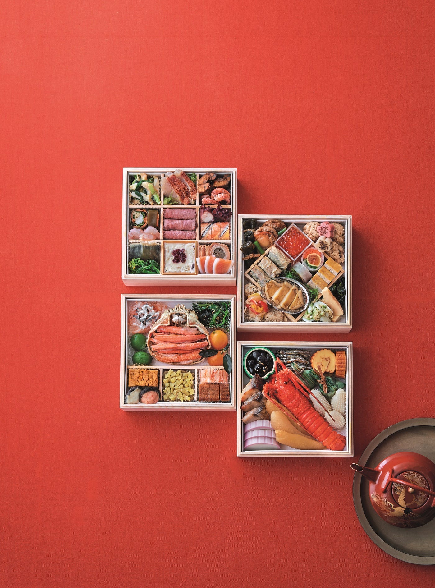 婦人画報』のおせちに、贅を尽くした新作「豪華和与段重」が初登場！