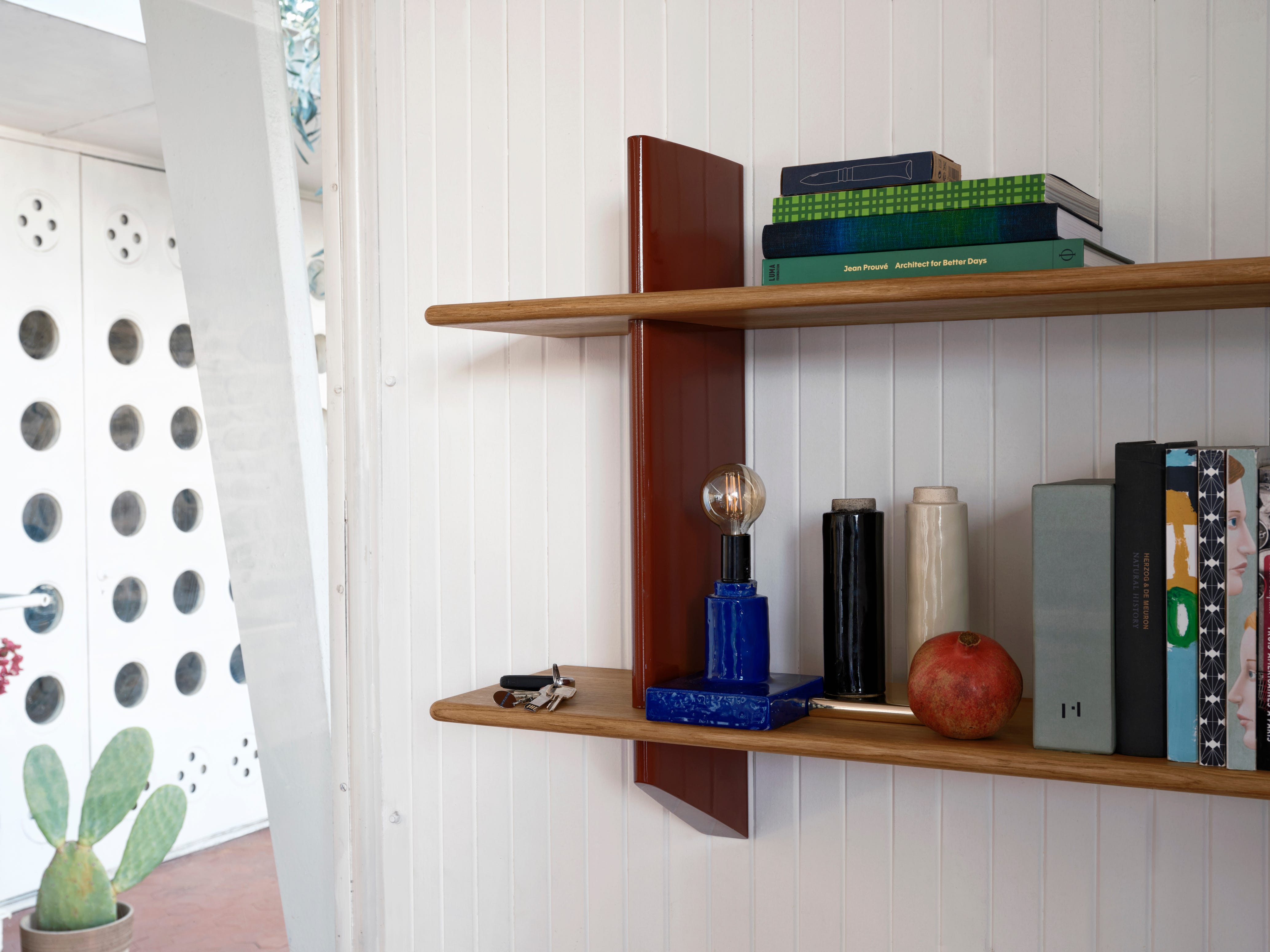 ジャン・プルーヴェが手掛けた希少な4つのプロダクトをヴィトラより