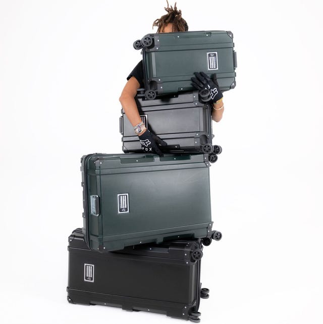 ジェイデン・スミスが手掛けるサステナブルなスーツケース