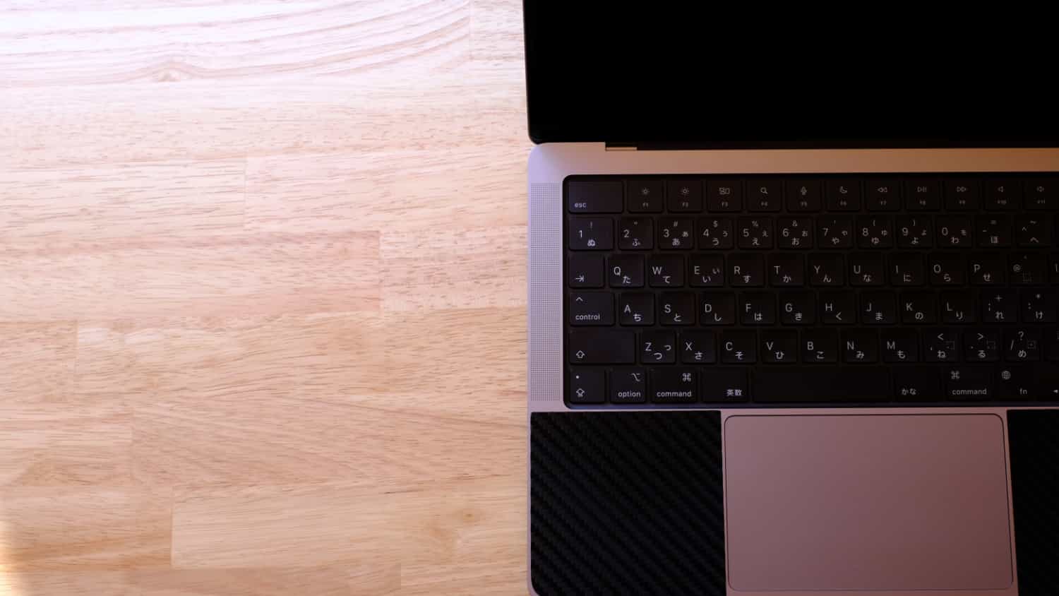 MacBook のバッテリー情報にある「充放電回数」ってとても気になりませ