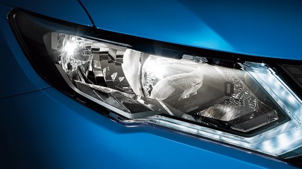 日産：エクストレイル [ X-TRAIL ] スポーツ&スペシャリティ/SUV