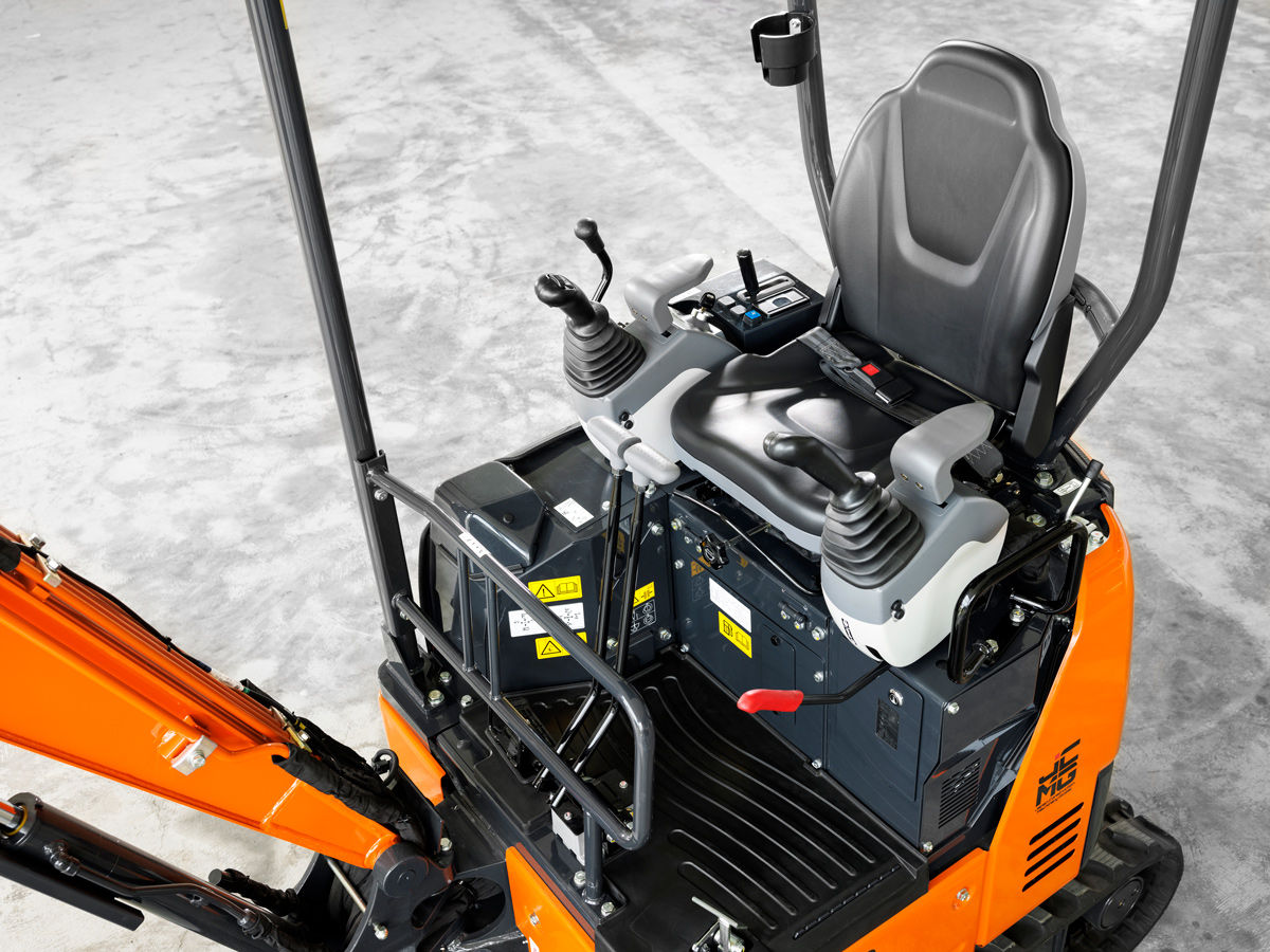 ZX17U-6 / ZX19U-6 Mini Excavators - HitachiCM Europe