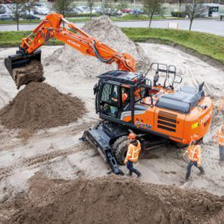 Introducing our largest ZX-7 wheeled excavator – the ZX220W-7