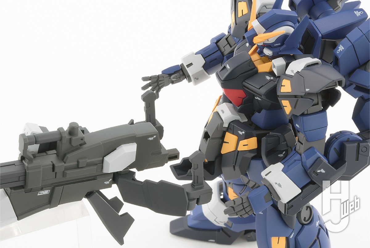 23年の時を経てキット化された「HG ヒュッケバインMk-Ⅱ」を製作