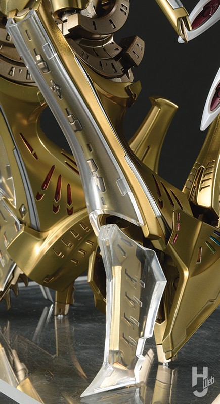 最強の黄金騎士「帝騎マグナパレス ザ・ナイト・オブ・ゴールド」が最