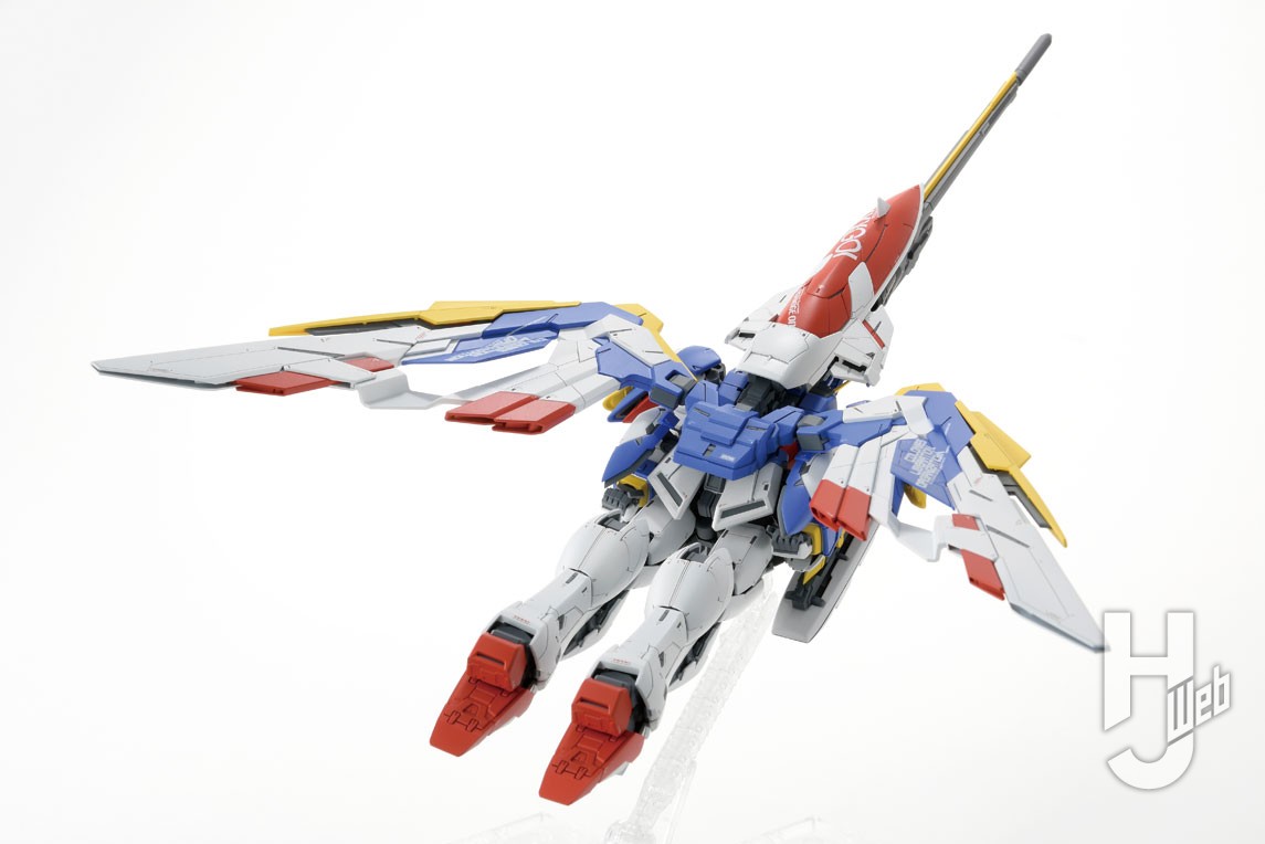 傑作キット「MGウイングガンダムゼロ EW Ver.Ka」をベースに仮想“MG