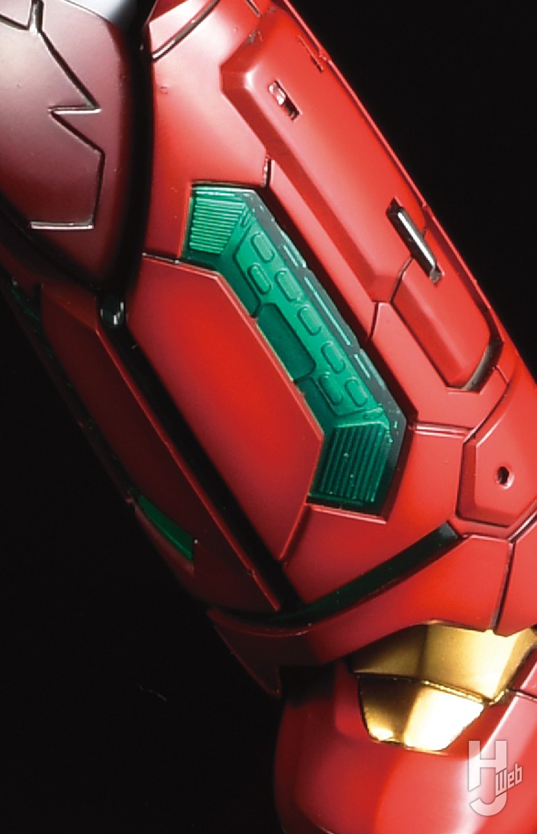 最強にカッコいいMODEROIDの真ゲッター1を蛍光塗料とグラデーション