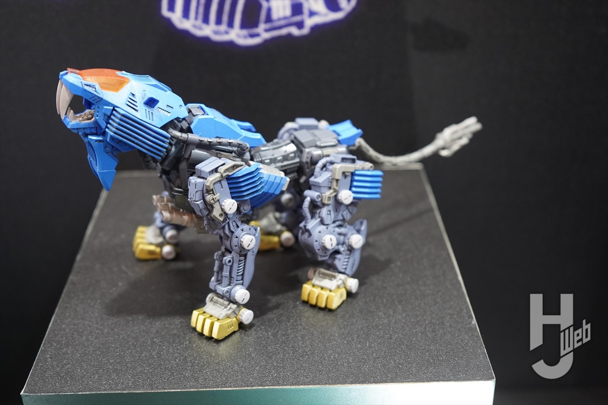 ゾイド リアライズモデル「シールドライガー バン仕様」「アイアン