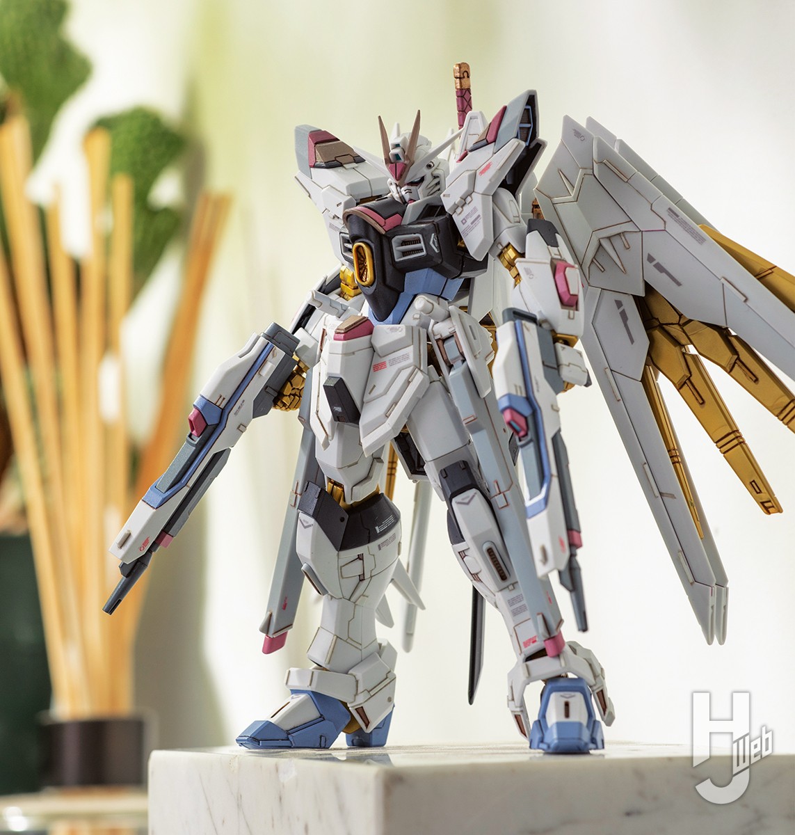 HG マイティーストライクフリーダムガンダムを”マスオ塗り”で仕上げる