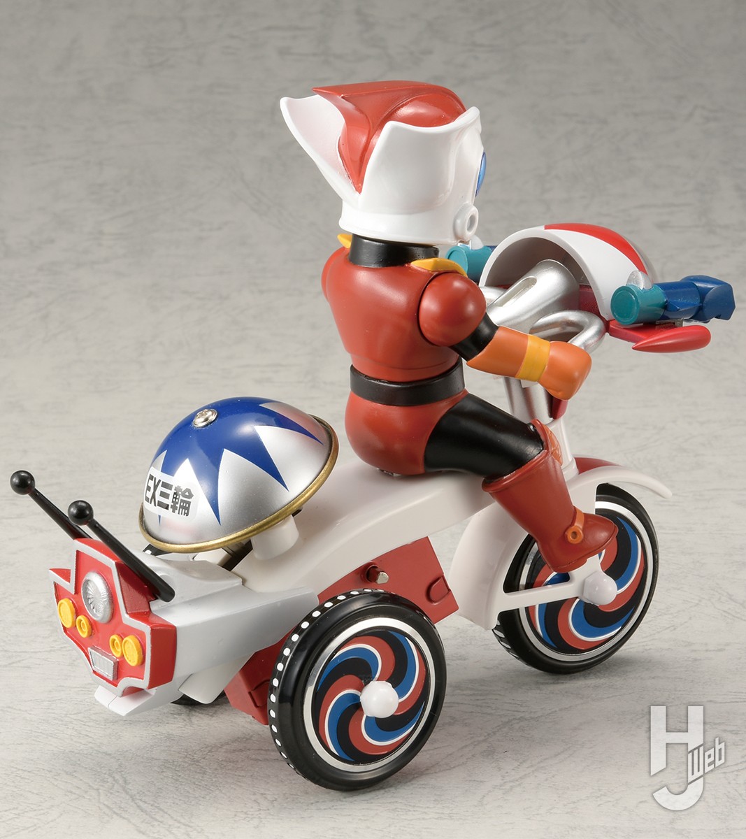 レトロでキュートな三輪車でファイヤーオン!! EX三輪車シリーズに