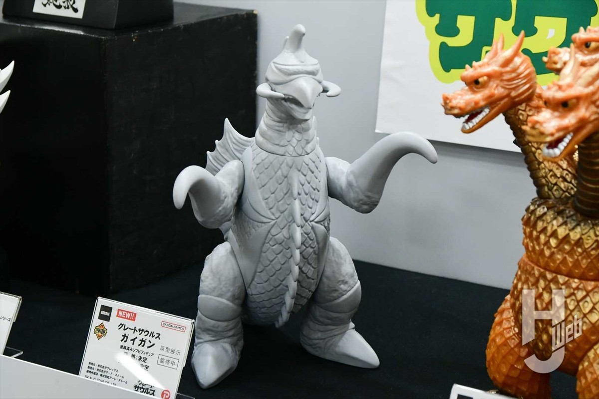 グレートザウルスシリーズ最新作「ガイガン」が初展示！POSE＋ METAL