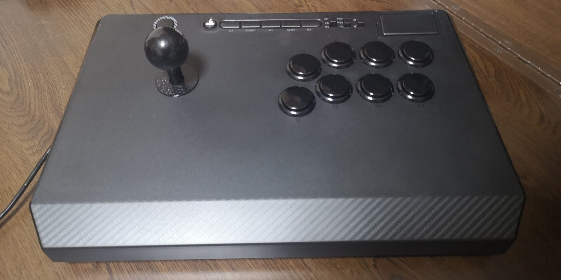 Qanba Titan』レビュー。軽量級最高峰のアケコン - 浪漫電子