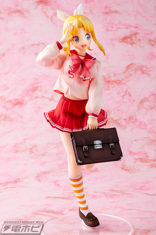 チャーミングな笑顔が魅力！『ToHeart』宮内レミィがおなじみの制服姿