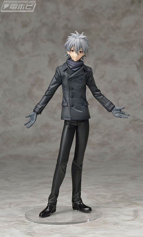 新世紀エヴァンゲリオン』コート姿で微笑む貞本義行コミック版の渚