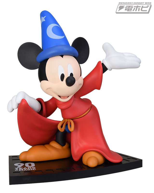 ミッキー生誕90周年記念！『ファンタジア』衣装のミッキーマウスが夢