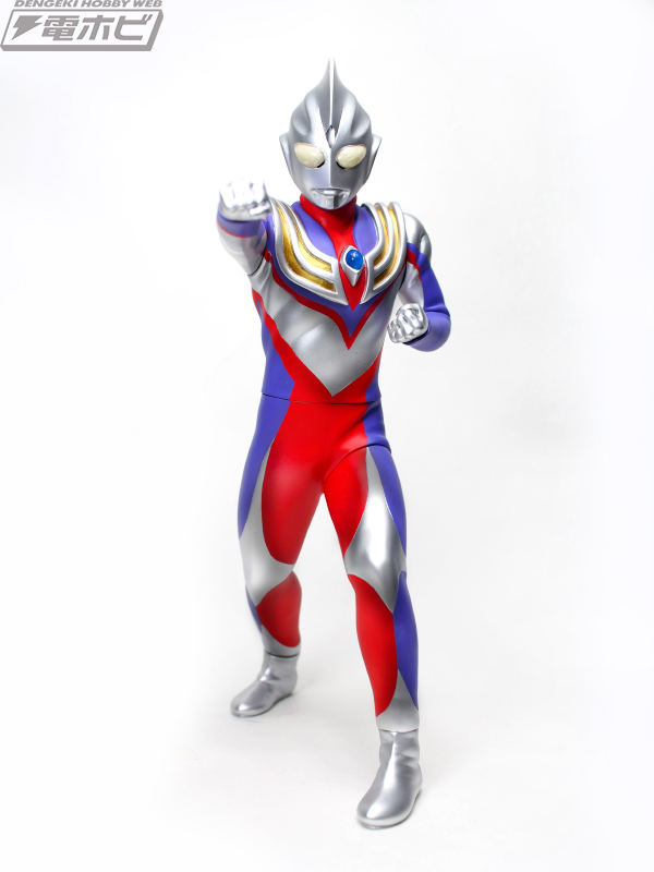 ウルトラマンティガ』スーツアクターの権藤俊輔氏、中村浩二氏の体型に