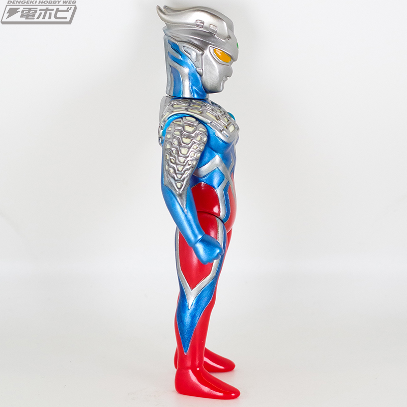 ウルトラマンゼロとウルトラマンベリアルがブルマァクの怪獣シリーズ