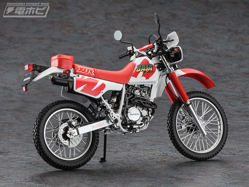 バハ」の名を冠した本格ランドスポーツバイク「ホンダ XLR BAJA（MD22