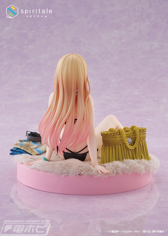 採寸を迫るシーンのドキッとするような表情とポーズを再現！『着せ恋