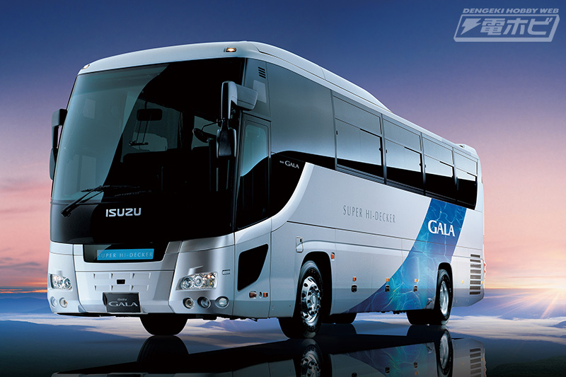 観光バス「いすゞ ガーラ スーパーハイデッカー」が1/32スケールキット